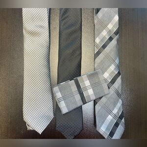 Set of 3 ties and handkerchief included